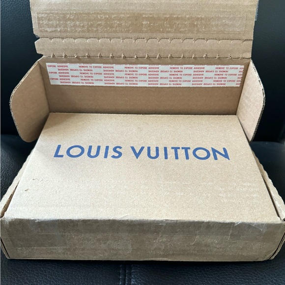 * SOLD *Louis Vuitton MM agenda refill 2024*SOLD* - Picture 9 of 9